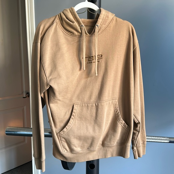 TB12 Men’s Sweatshirt - Picture 1 of 5